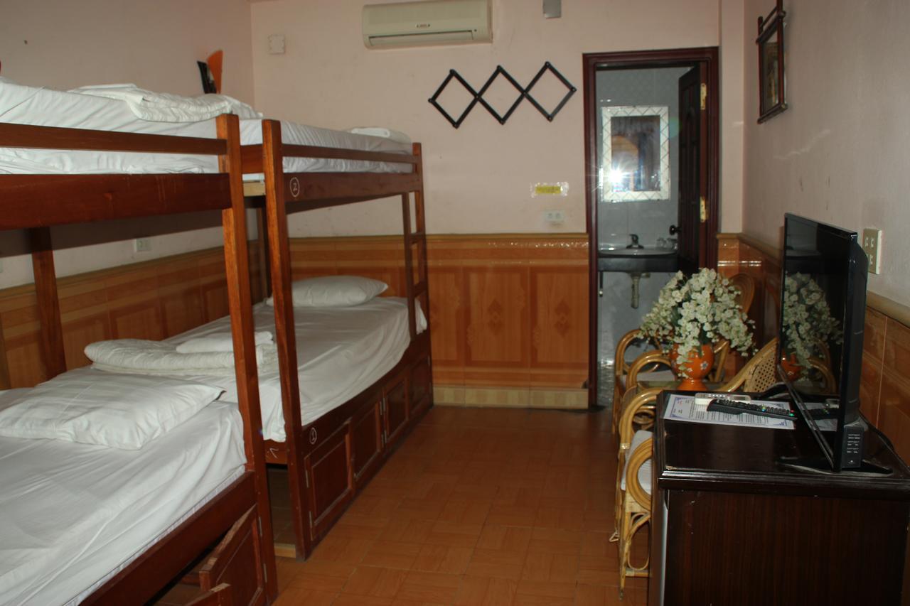 The Long Hotel Нин Бин Екстериор снимка